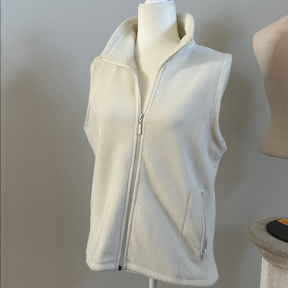 Tri Mountain Women’s Medium Sleeveless Zippered Vest 100% Polyester